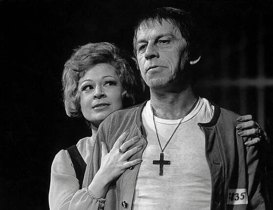 Jana Rubášová s Milanem Sandhausem ve hře Luigiho srdce, VČD 1973