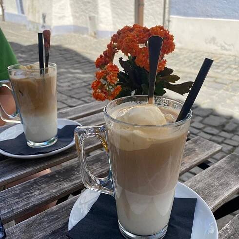 OMNES CAFFE ARLETA, Cesky Krumlov - Restaurant Reviews, Photos & Phone Number - Tripadvisor