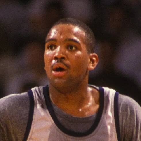 Dave Edwards, College Basketball Assist Wizard, Dies at 48