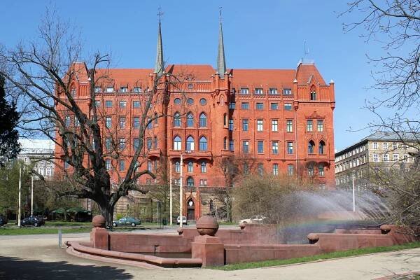 Cegła Ręcznie Formowana Pełna - Manufaktura Cegielnia Trojanowscy