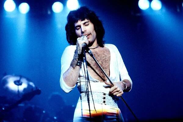 Photo of Freddie MERCURY and QUEEN