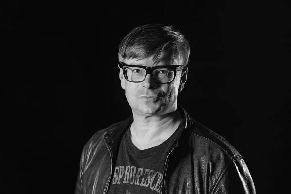 Rozhovor s Jaroslavem Rudišem nejen o Českém ráji - Proti šedi
