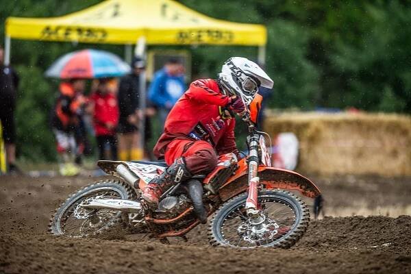 MMČR juniorů a žen 2023 – Druhou polovinu sezony zahájí závody v Rudníku | Motorkář