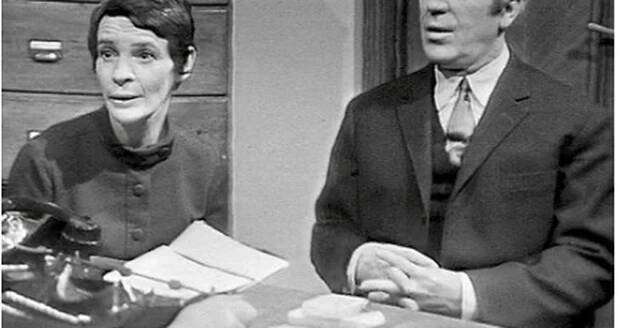 Herečka Alexandra Myšková v roce 1969 ve filmu Bližní na tapetě.