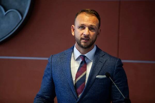 Kotlár podľa Šutaja Eštoka nespravil ešte nič z toho, čím bol poverený. Kľúčová časť úlohy ostáva otvorená