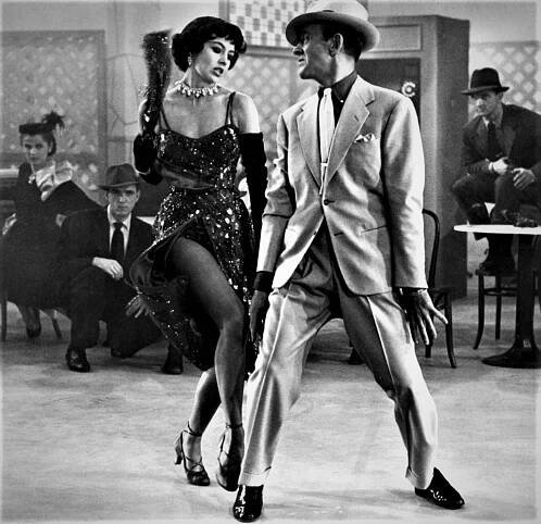 Silver Screen Modes by Christian Esquevin – A blog about classic movie costume design and fashion