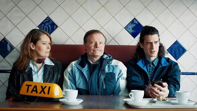 Marjaana Maijala, Alex Anton, Kari Hietalahti - Karuselli - Hillo-Eki - Z filmu