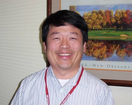 Headshot photo of Peter Hsu