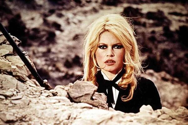 KVÍZ: Překrásná Brigitte Bardot slaví 90! Otestujte se, jak dobře znáte její filmové role i soukromí