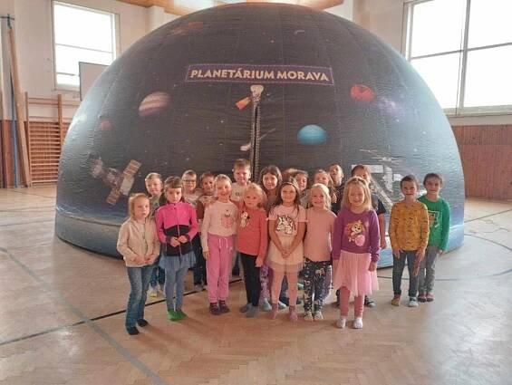 PLANETÁRIUM MORAVA - Základní škola Mohelno : Základní škola Mohelno