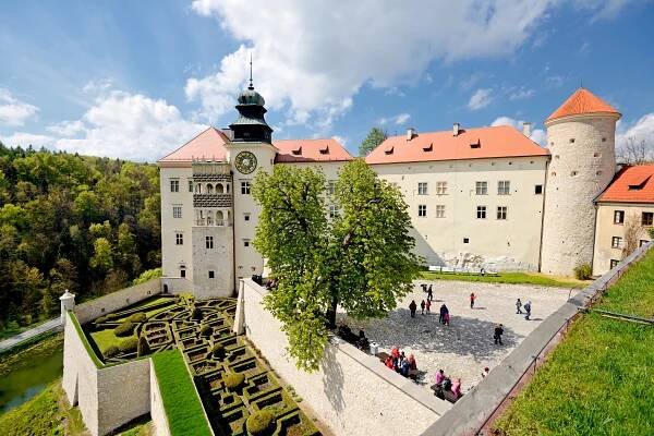 Tata, Sights in Hungary, english speaking trip