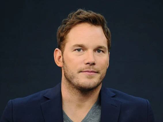 Chris Pratt Warns Female Fans There's a 'Potential Predator' Pretending to Be Him on Facebook