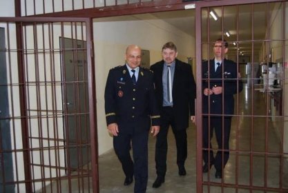 Věznici Kynšperk nad Ohří navštívil sněmovní podvýbor pro vězeňství | Vězeňská služba České republiky