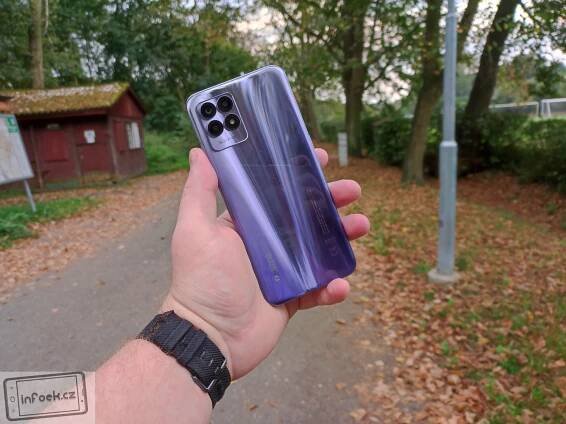 RECENZE: Realme 8i - fešák se 120 Hz displejem a slušným fotoaparátem | Infoek.cz