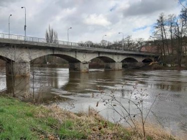 Studii rekonstrukce Chebského mostu budou navrhovat čtyři ateliéry