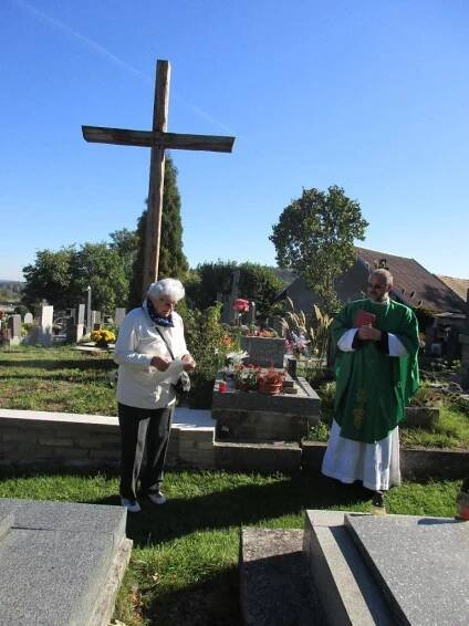 Svěcení kříže - Oficiální stránky obce Bohutín