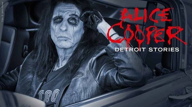 Hudební tipy Deníku: Rockový důchodce Alice Cooper a uspávanky z celého světa