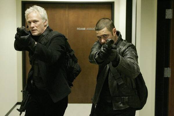 24 hodin - Day 7: 2:00 p.m.-3:00 p.m. - Z filmu - James Morrison, Carlos Bernard