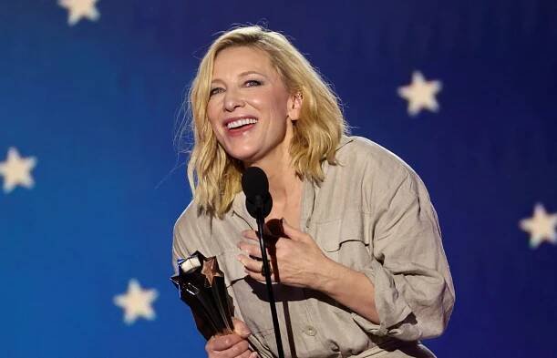 Přirozeně stárnoucí Cate Blanchettová: Na filmové premiéře jako drsňačka v kůži!