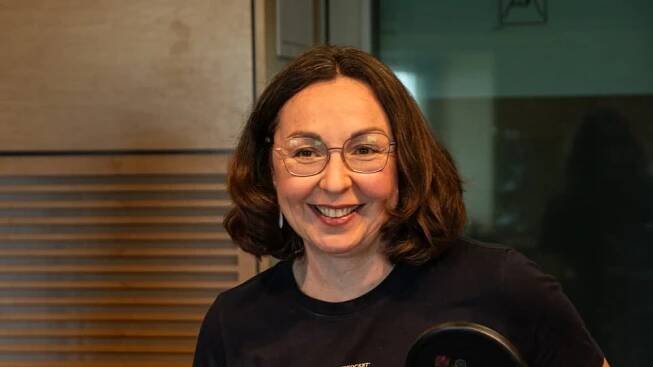 Krystyna Wanatowiczová a Jiří Zizler hosty Jiřího Pancíře ve studiu RPI | Foto: Hana Řeháková,  Radio Prague International