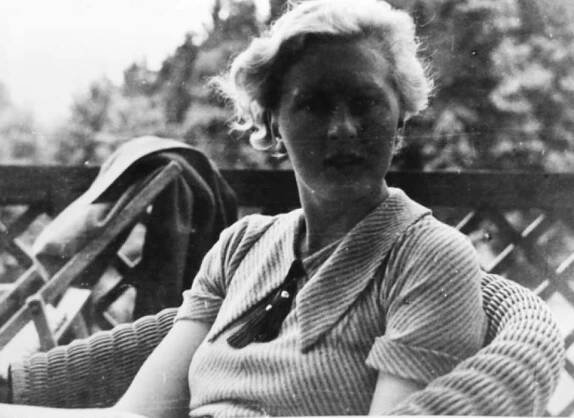 The Belle of the Third Reich: Eva Braun