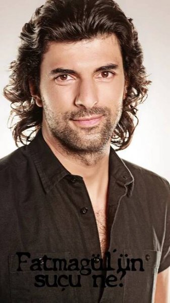 Engin Akyürek ztvárnil postavu Kerima