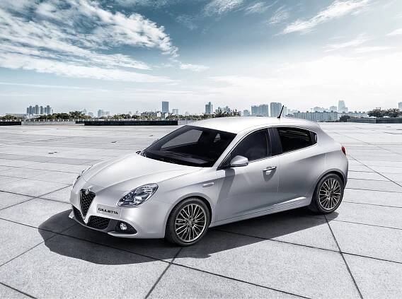 Svolávací akce Alfa Romeo Giulietta (2016) brzdy, havárie