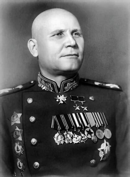 Maršál Koněv může přijít o čestné občanství. Vedení Prahy mu jej chce odebrat