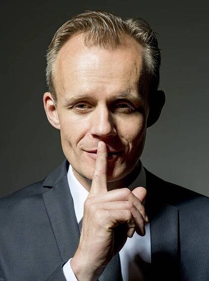 Max Uthoff - coo!touragentur | Künstler- und Eventmanagement