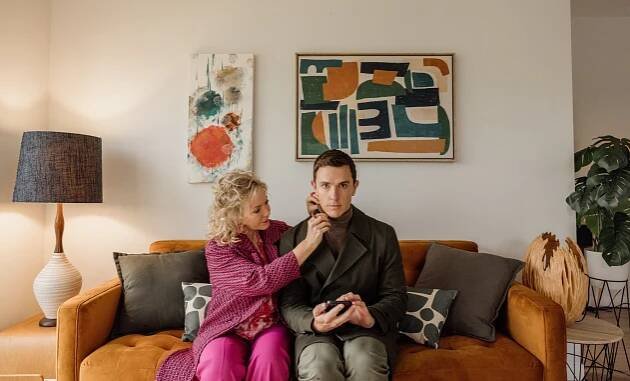 Is Rebecca Gibney’s musical comedy Happiness a show-stopper or a bit flat? - Karl Puschmann