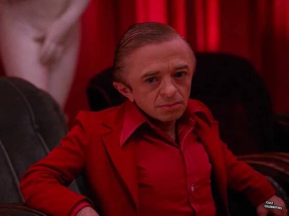 Michael J. Anderson in Twin Peaks (1990)