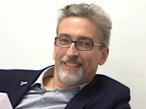 Miroslav Žbánek (ANO) - primátor, vnitřní audit města, strategie a řízení, mediální komunikace a marketing, městská policie.