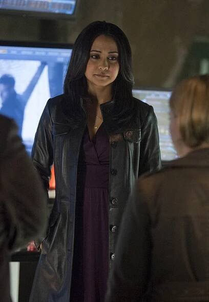 Alcatraz - Pilot - Z filmu - Parminder Nagra