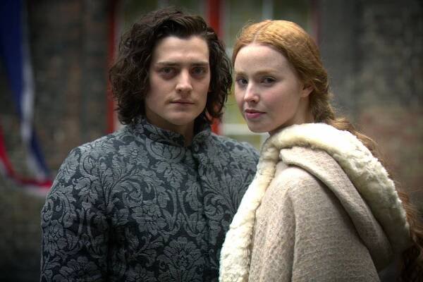 Bílá královna - Poslední bitva - Z filmu - Aneurin Barnard, Freya Mavor