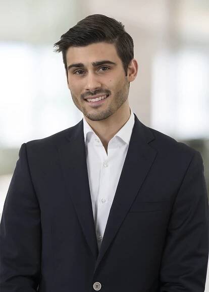 BUSINESS HEADSHOTS - Capitol Photo Interactive