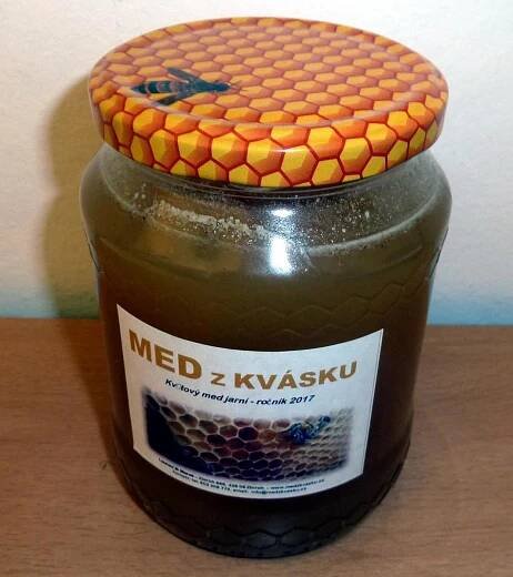 Fotogalerie | Med z lesní samoty na Kvásku 