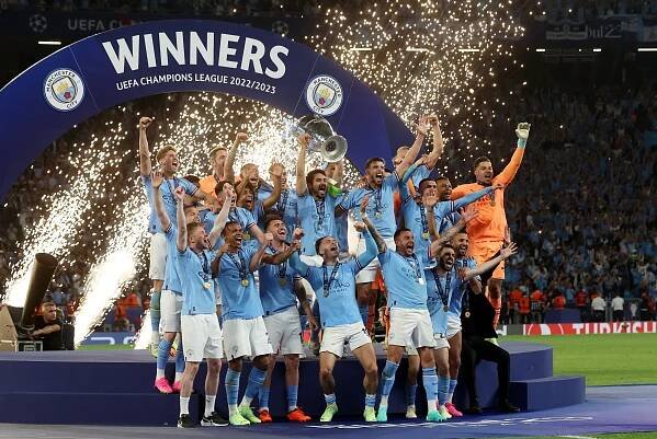 Manchester City poprvé ovládl Ligu mistrů. Finále v Istanbulu rozhodla trefa Rodriho