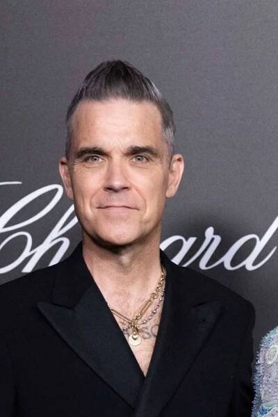 Ayda Field hat ihren "Schatten" und einen weiteren Hund verloren, den sie gemeinsam mit Robbie Williams adoptiert hatte.