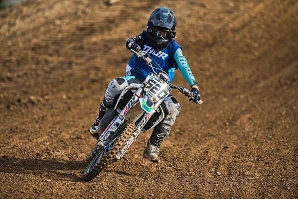 Czech MX junior: První závod přivítal velké množství závodníků i diváků! - NovinyVM.cz