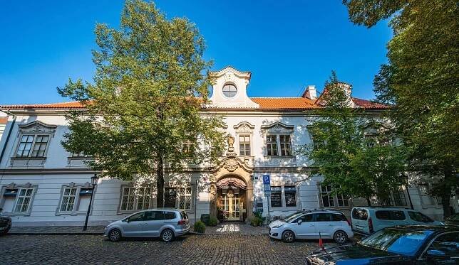 Asociace majitelů hradů a zámků