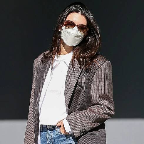 kendall-jenner-french-outfit-trend-297160-1641505376119-square