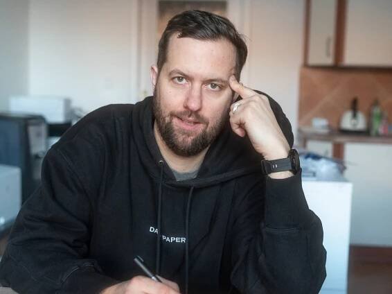Jan Šrámek Kolouch: Stavby na mých ilustracích vypadají lépe než v reálu : Open House Praha