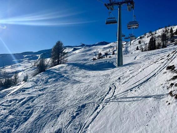 Lyžařský a snowboardový kurz v Rakousku: Zážitek, na který nezapomeneme! - Univerzita Hradec Králové