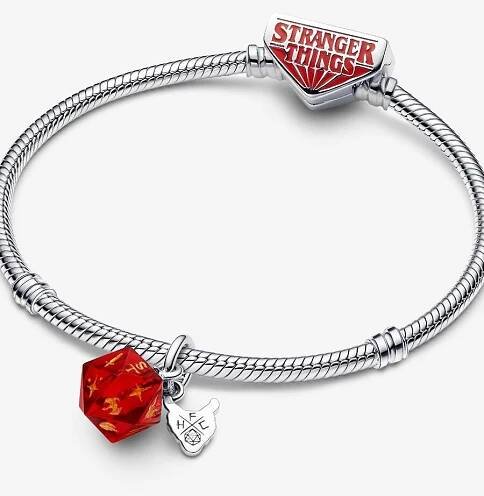 Stranger Things Hellfire Club Dice Dangle Charm image number 5