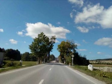 Podél obcí na Českobudějovicku přibyla dálnice D3. Souběžně s některými úseky D3 vede i bývalá silnice E55.