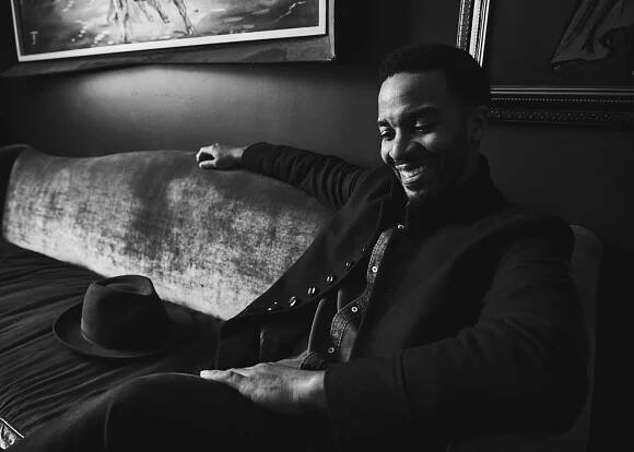 1015_AndreHolland_L_16.jpg