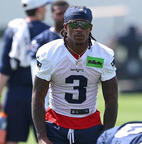 DeMario Douglas tells macabre story behind his nickname ‘Pop’