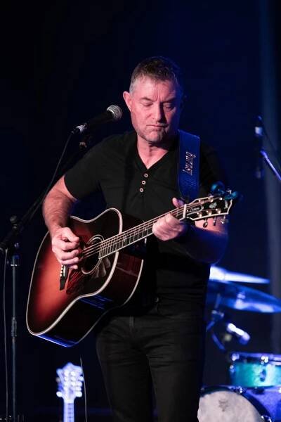Ian Burns - Photos