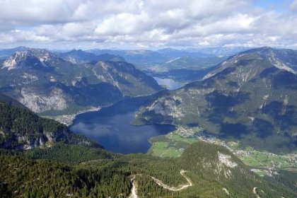Soubor:Hallstätter See 20210918.jpg – Wikipedie