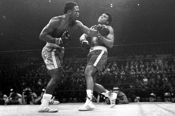 1971: Muhammed Ali loses for the first time in his career and Joe Frazier becomes the heavyweight champion of the world.